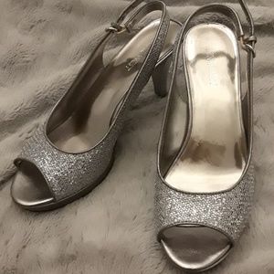 Nine West Silver 3" Platform Heels size 8